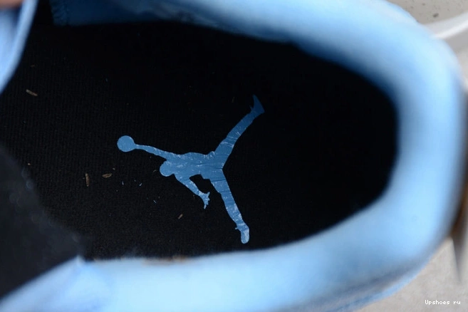 4 Blue Retro Air Jordan CT8527-400 University 0808